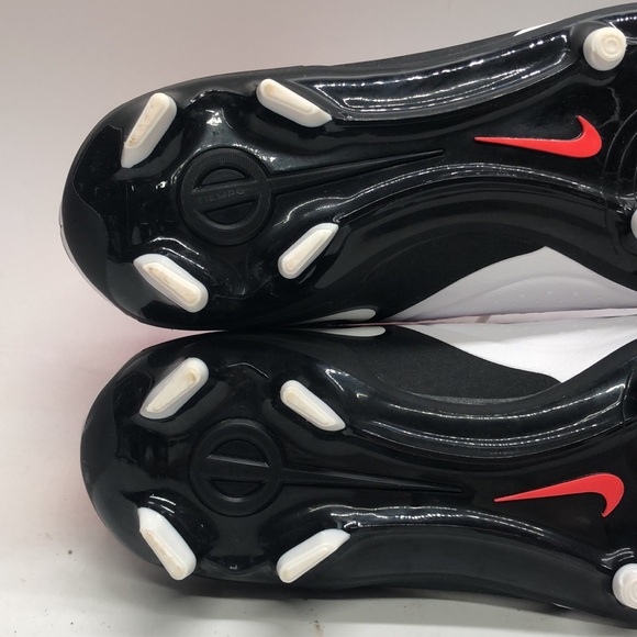 Men’s Nike Legend 10 Academy FG/MG White/Crimson DV4337-100 USED Tried On sz 9 - Picture 9 of 12